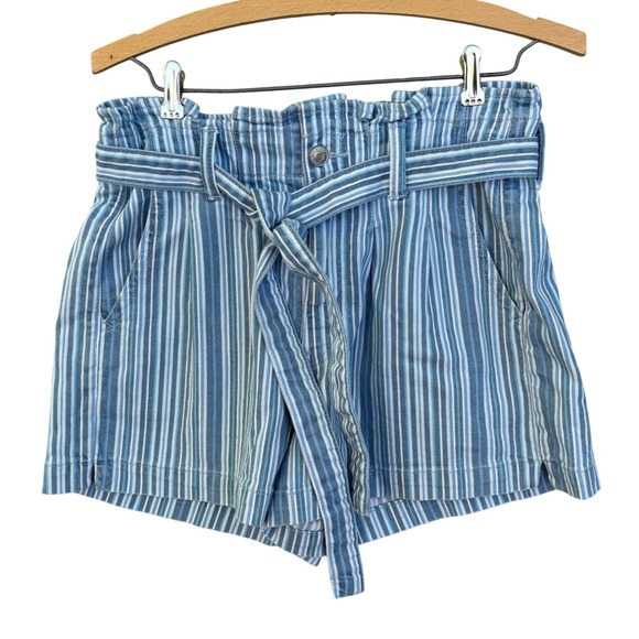 American Eagle Outfitters Pants - American Eagle Blue White Striped Paperbag Waist Shorts with Belt Size 6